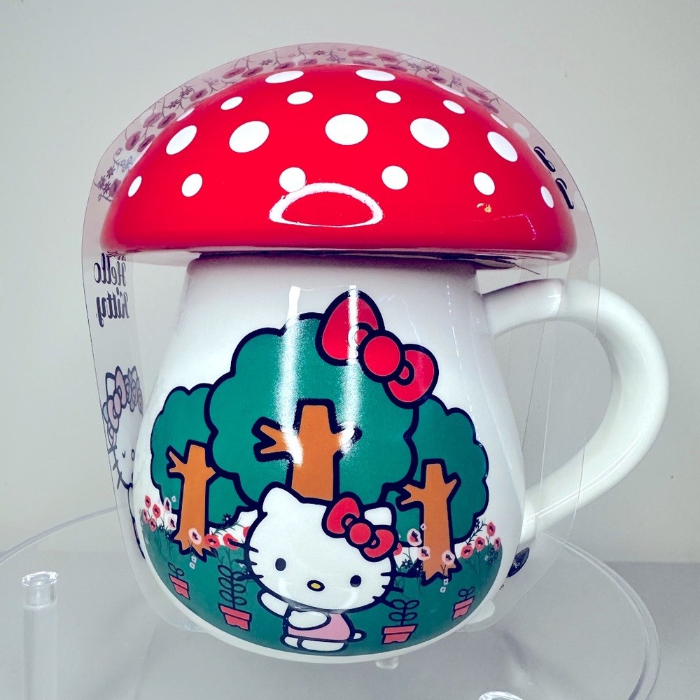 Hello Kitty Mushroom Mug with Lid